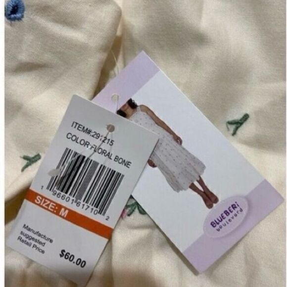 NWT Blueberi Blvd Dress Size Medium - Picture 7 of 9